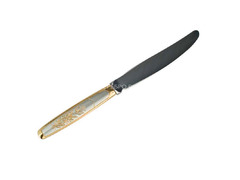 Серебряный десертный нож с позолотой и резным узором на ручке «Астра»